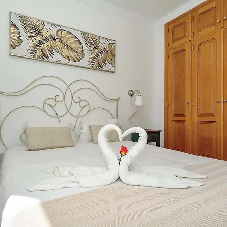 Playa Blanca Sleeps 6 Air Con Wifi * Playa Blanca (Lanzarote)